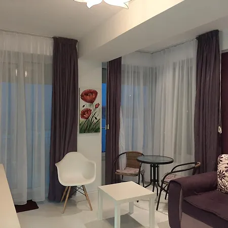 Summerland Nikos Apartamento *
