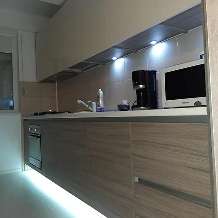 Apartment Summerland Nikos *