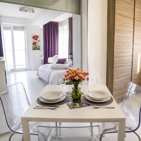 Summerland Nikos * Mamaia
